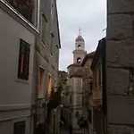Apartman Charming In Old Town *
