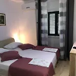 Apartman Charming In Old Town