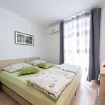 Charming In Old Town Apartman Split