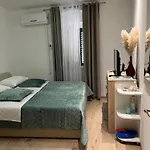 Apartman Charming In Old Town Split