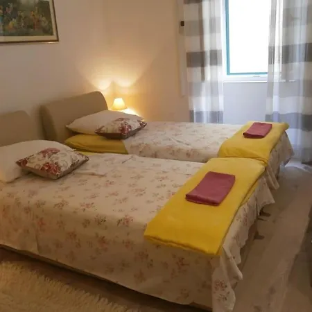 Charming In Old Town *