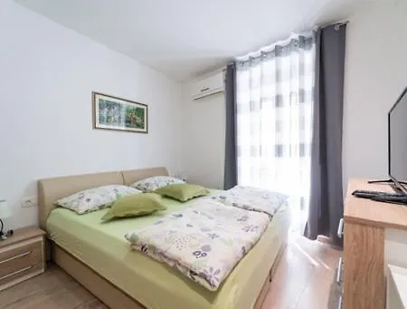 Charming In Old Town Apartament Split
