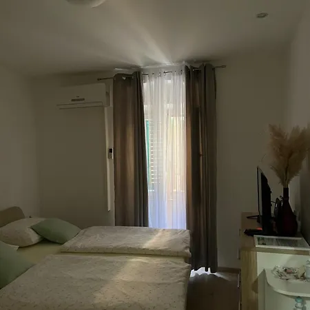 Charming In Old Town Apartament *