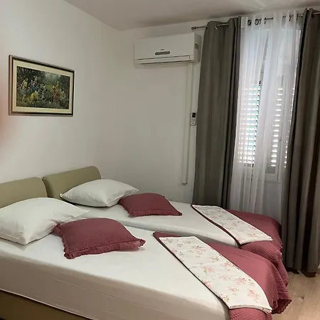 Apartament Charming In Old Town Split